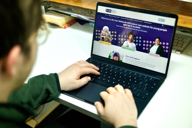 0-25 website on a laptop