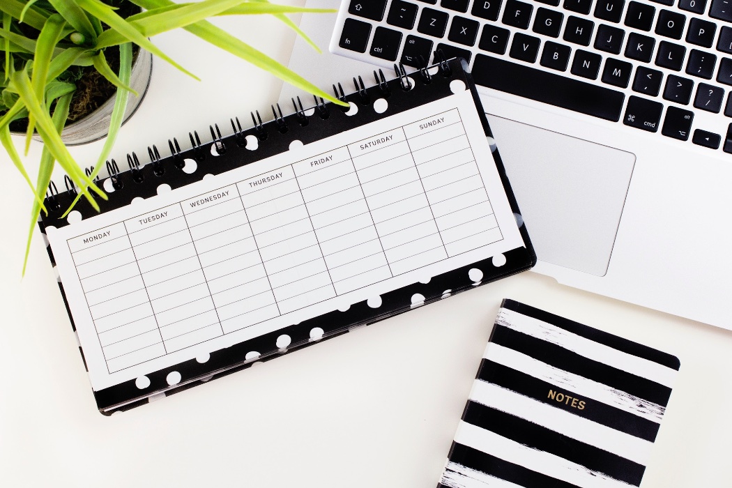Picture of a weekly planner